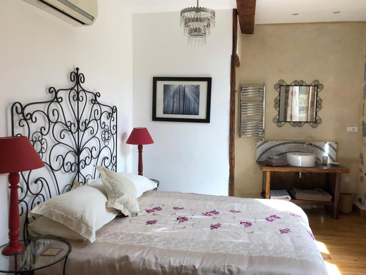 Holidays In Lagrasse Exterior photo
