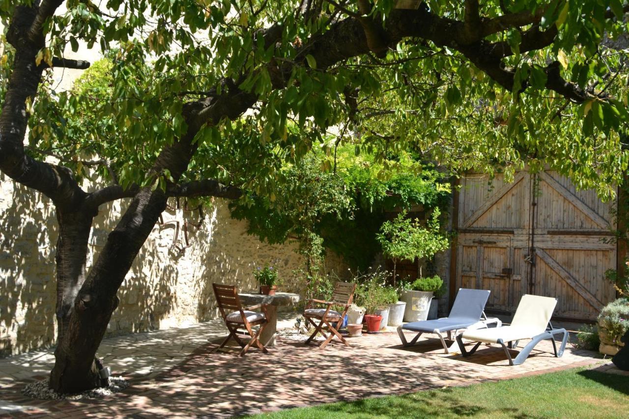 Holidays In Lagrasse Exterior photo