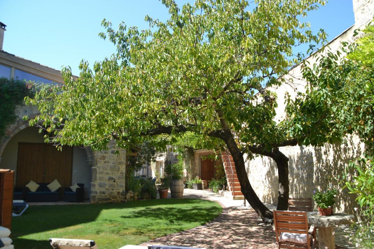 Holidays In Lagrasse Exterior photo