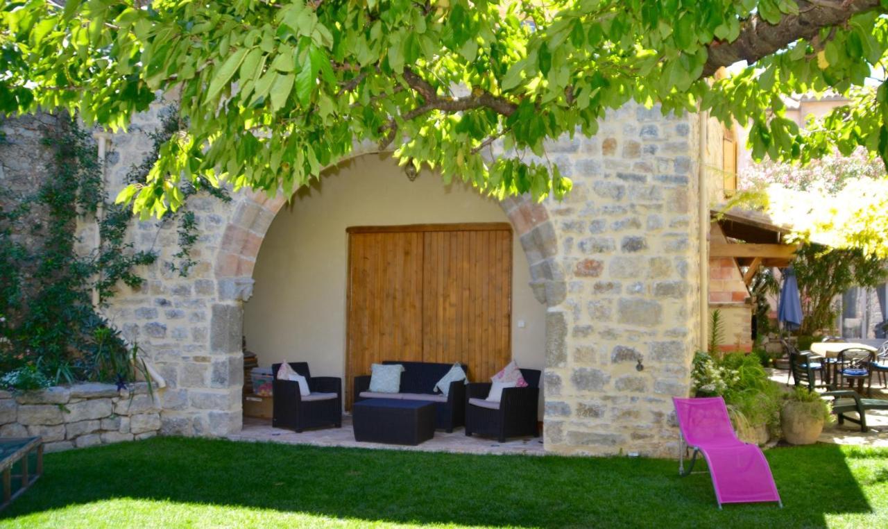 Holidays In Lagrasse Exterior photo
