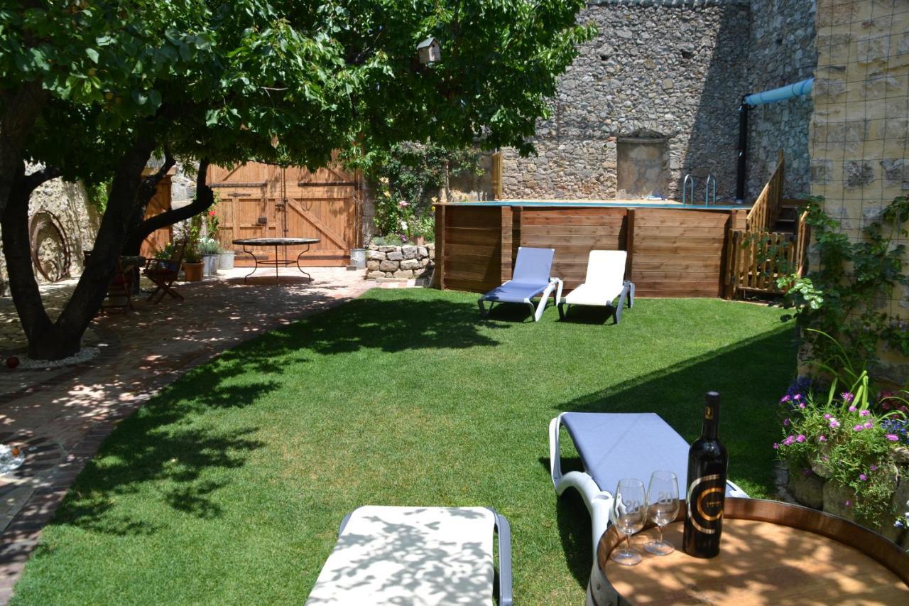 Holidays In Lagrasse Exterior photo