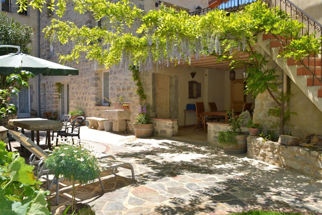 Holidays In Lagrasse Exterior photo