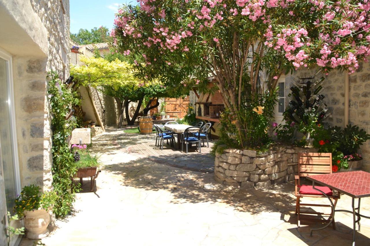 Holidays In Lagrasse Exterior photo